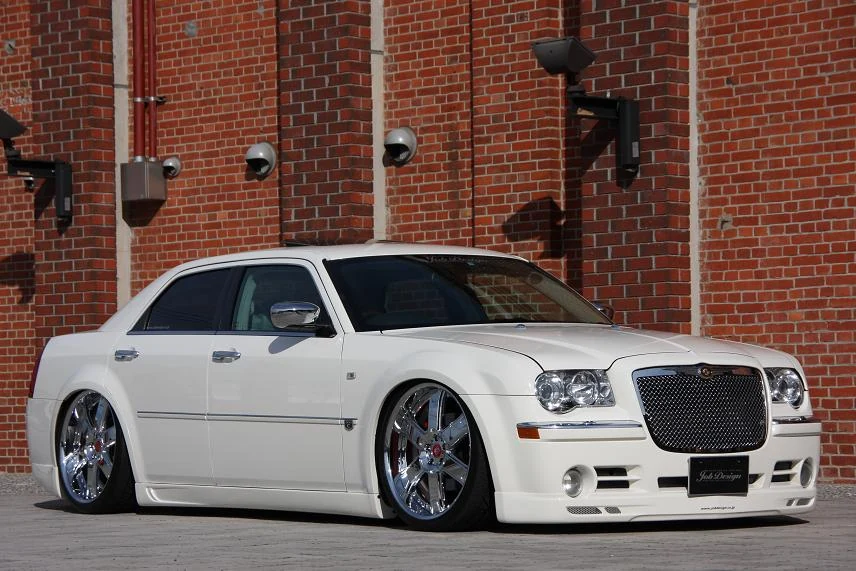 ชุดแต่งรอบคัน JOB DESIGN COMPLETION สำหรับ CHRYSLER 300C ภาพสินค้าที่เลือก