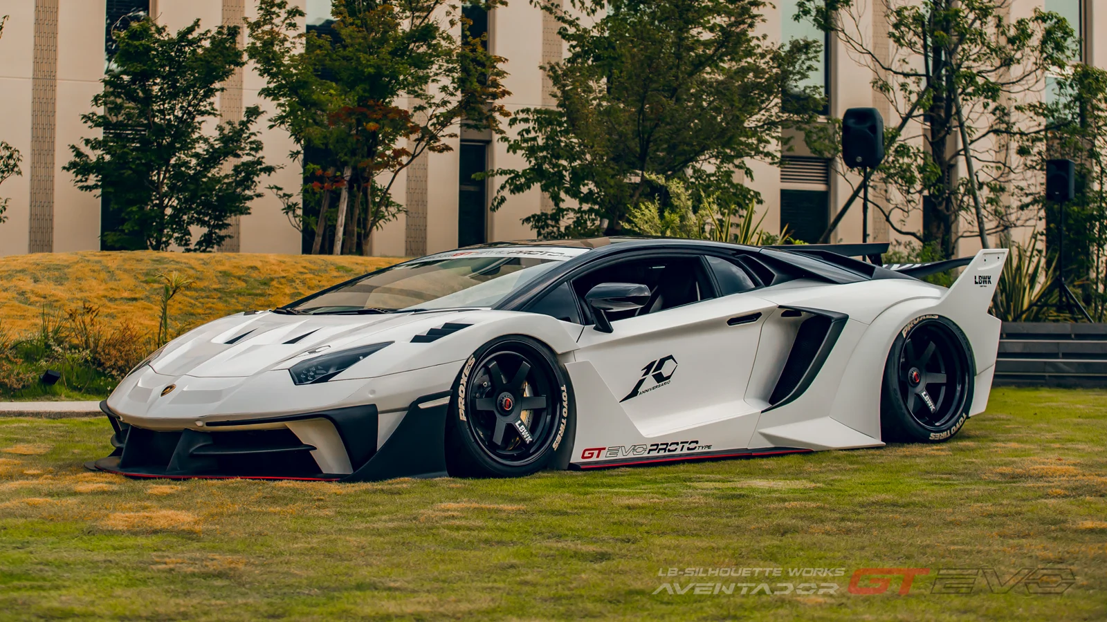 รูปชุดแต่ง ชุดแต่ง Lamborghini Aventador LB WORK GT EVO ภาพที่ 3