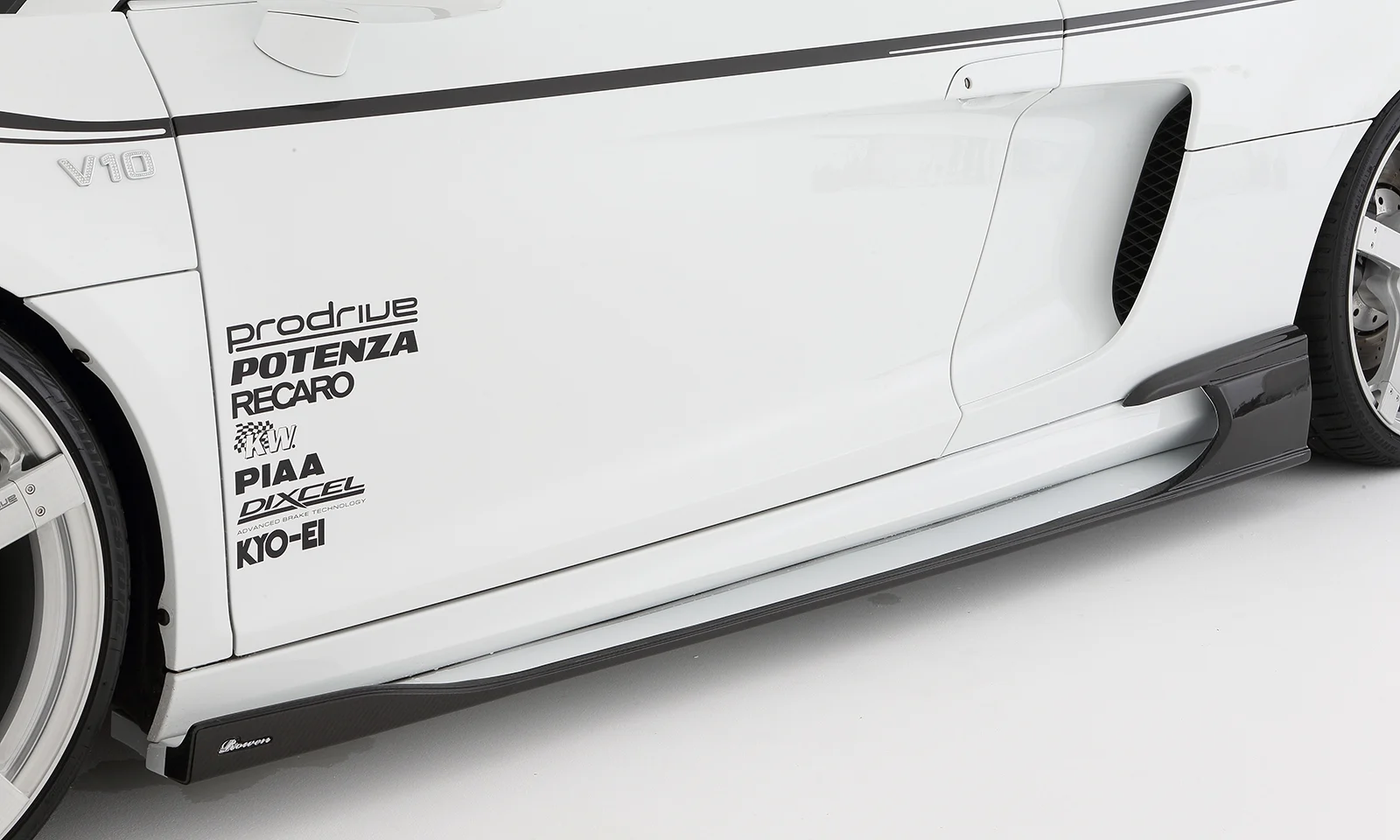 ชุดแต่ง Audi R8 Spyder 5.2(V10) 42BUJF 2010.10~2013.03 Rowen Japan ภาพ 15