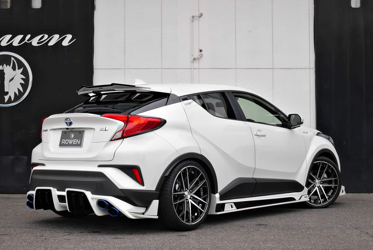 รูปชุดแต่ง ชุดแต่ง Toyota CHR Rowen ภาพที่ 2