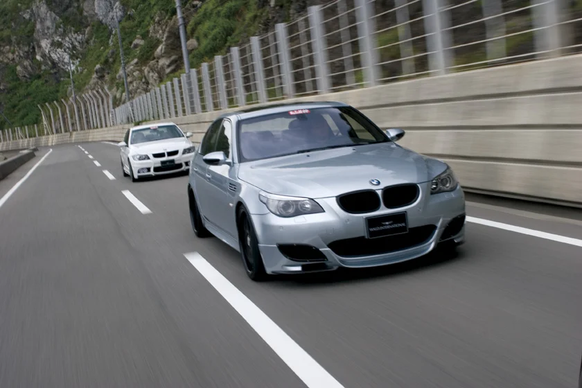 ชุดแต่ง BMW M5 WALD Japan สปอร์ตไลน์ ภาพ 12