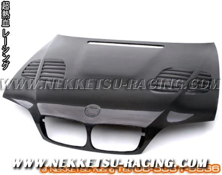 ฝากระโปรงหน้า BMW E46 2002–2005 ไฟยก Vorsteiner Carbon — ภาพหลักของสินค้า