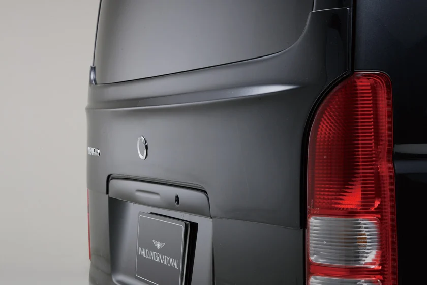 ชุดแต่ง TOYOTA HIACE NARROW WALD Japan เอ็กเซ็กคิวทีฟไลน์ V1 ภาพ 11