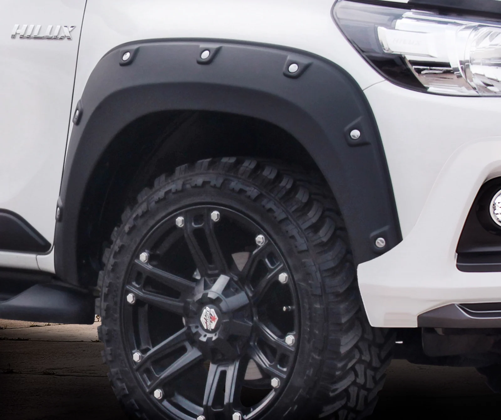 รูปชุดแต่ง ชุดแต่ง Toyota Hilux Revo 2015 2019 RB 2015 ภาพที่ 6
