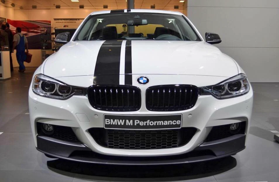 รูปชุดแต่ง ชุดแต่ง BMW Series3 F30 F31 2011 2018 M Performance ภาพที่ 2