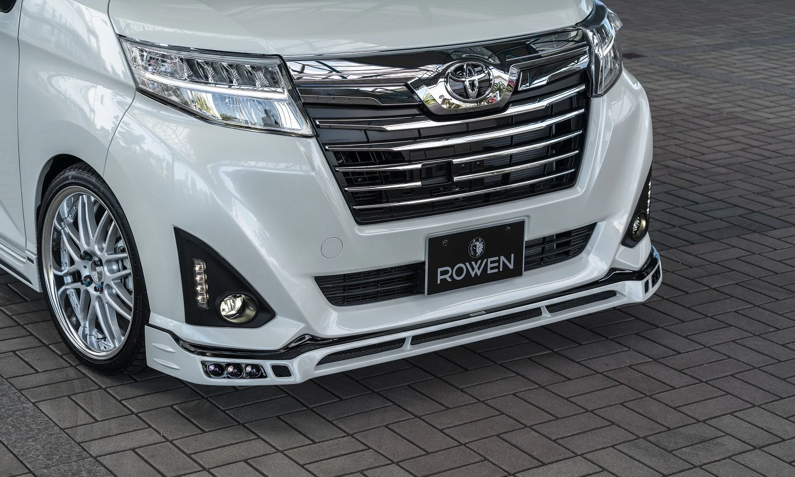 ชุดแต่ง TOYOTA ROOMY CUSTOM M900A/M910A 2016.11~2020.8 Rowen Japan ภาพ 6