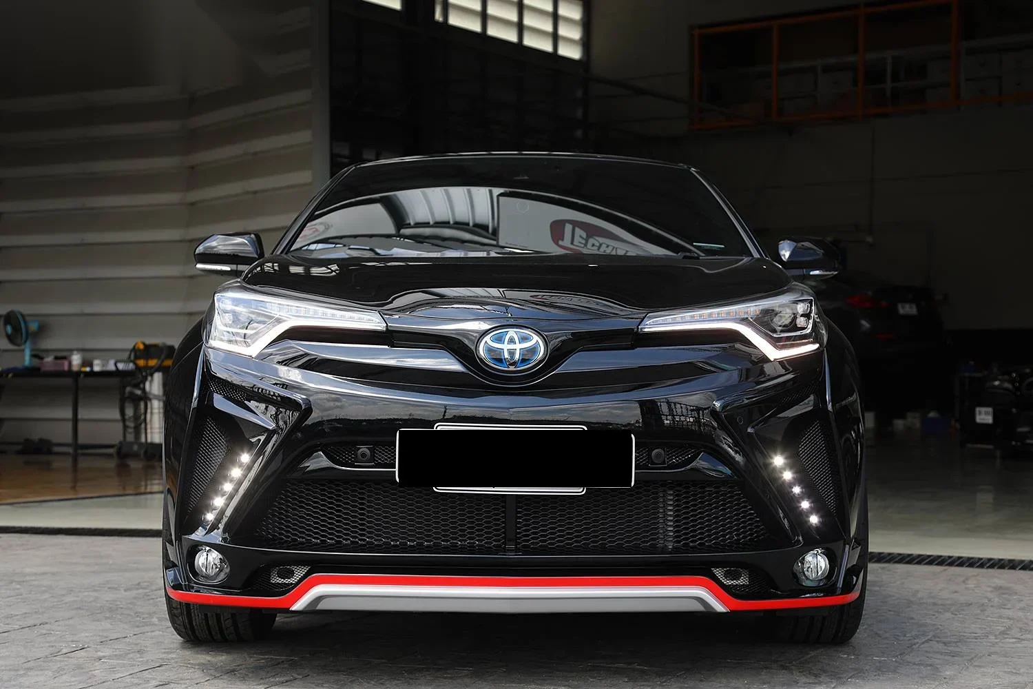 ชุดแต่ง TOYOTA CHR Toyota C-HR x SilkBlaze ชุดแต่งรอบคัน Prodrive Shop ภาพ 2