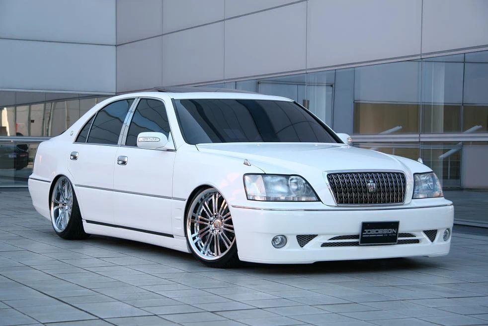 ชุดแต่งรอบคัน JOB DESIGN DEFFERENCE สำหรับ TOYOTA CROWN MAJESTA UZS171 ภาพสินค้าที่เลือก
