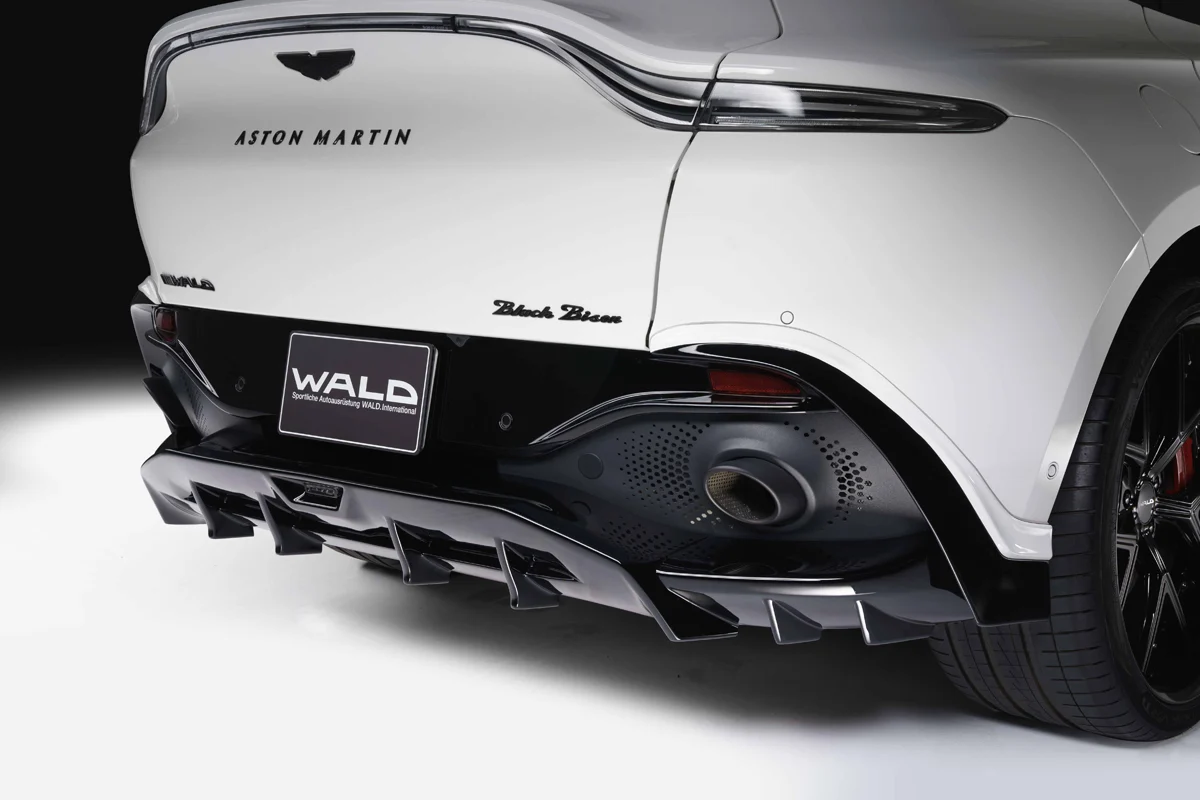 ชุดแต่ง ASTON MARTIN DBX WALD Japan สปอร์ตไลน์ แบล็กไบซัน เอดิชัน ภาพ 21