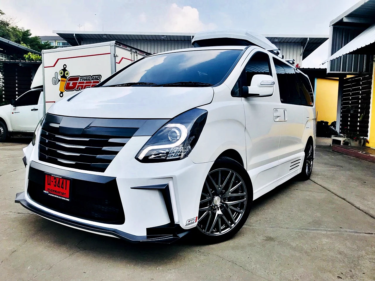 รูปชุดแต่ง ชุดแต่ง Hyundai H1 GR 1 ภาพที่ 3