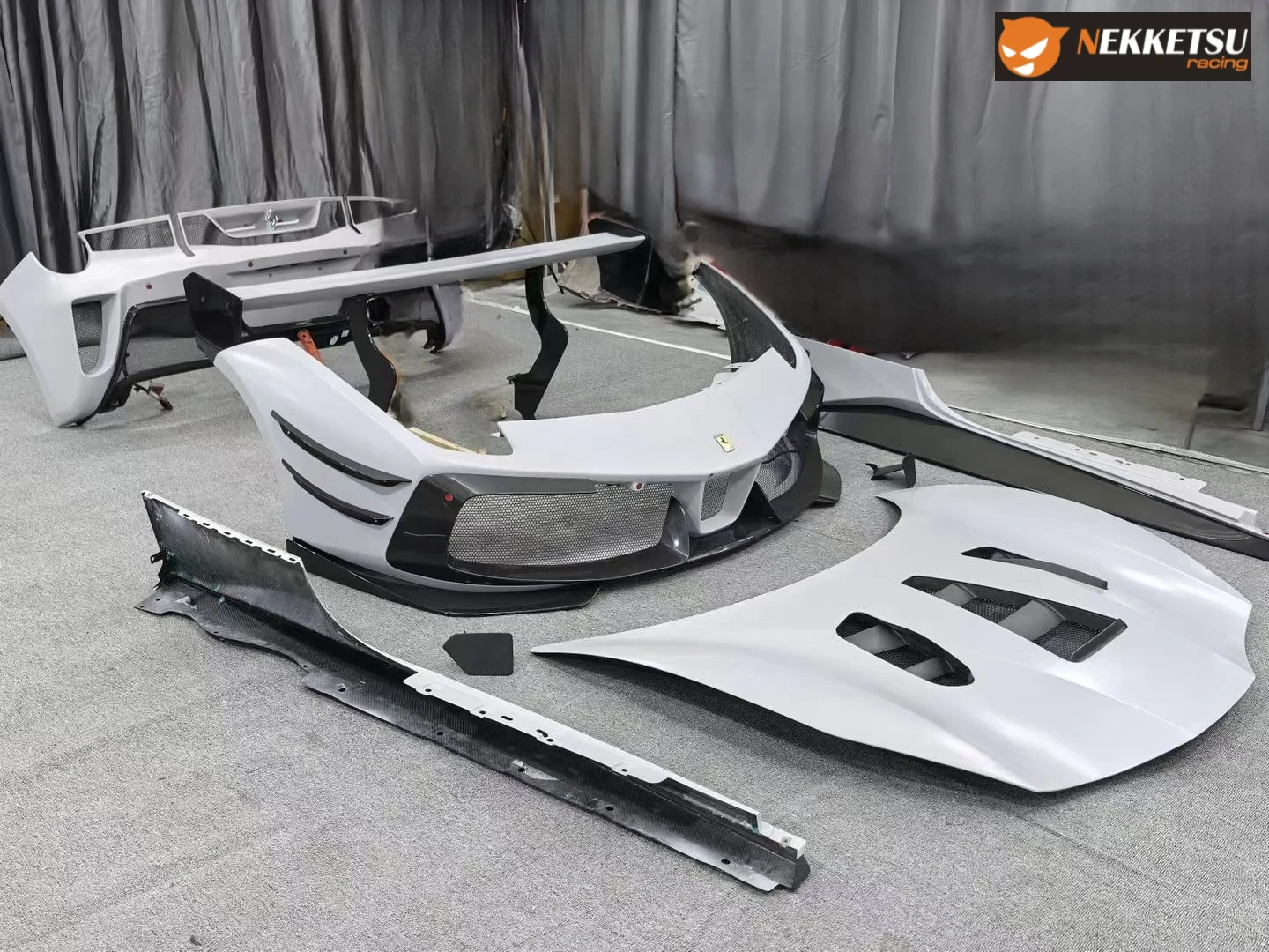 รูปชุดแต่ง ชุดแต่ง Ferrari 488 GT3 ภาพที่ 4