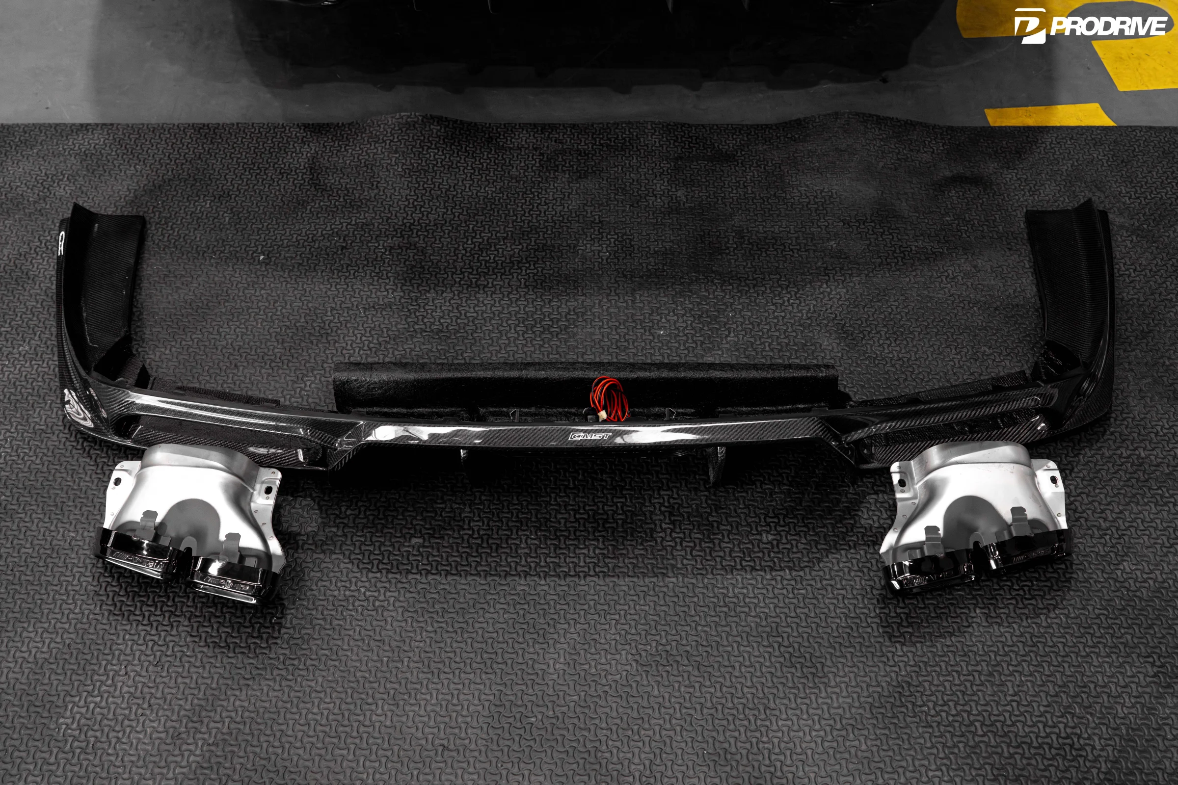 ชุดแต่ง MERCEDES BENZ C43 Mercedes-Benz C43 AMG x CMST คาร์บอน ดิฟฟิวเซอร์หลัง x CMST Quad Exhaust Tips Prodrive Shop ภาพ 8