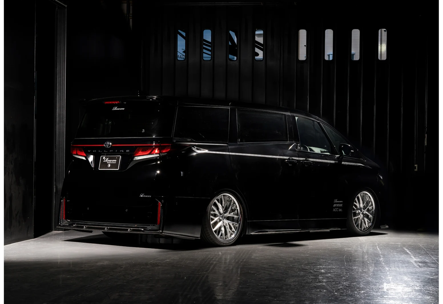ชุดแต่ง TOYOTA 40VELLFIRE Executive Lounge/Z Premier ** Lip style AAHH4#W/TAHA4#W 2023/6- Rowen Japan ภาพ 2