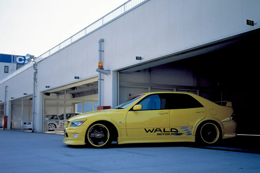 ชุดแต่ง TOYOTA ALTEZZA WALD Japan สปอร์ตไลน์ ภาพ 6