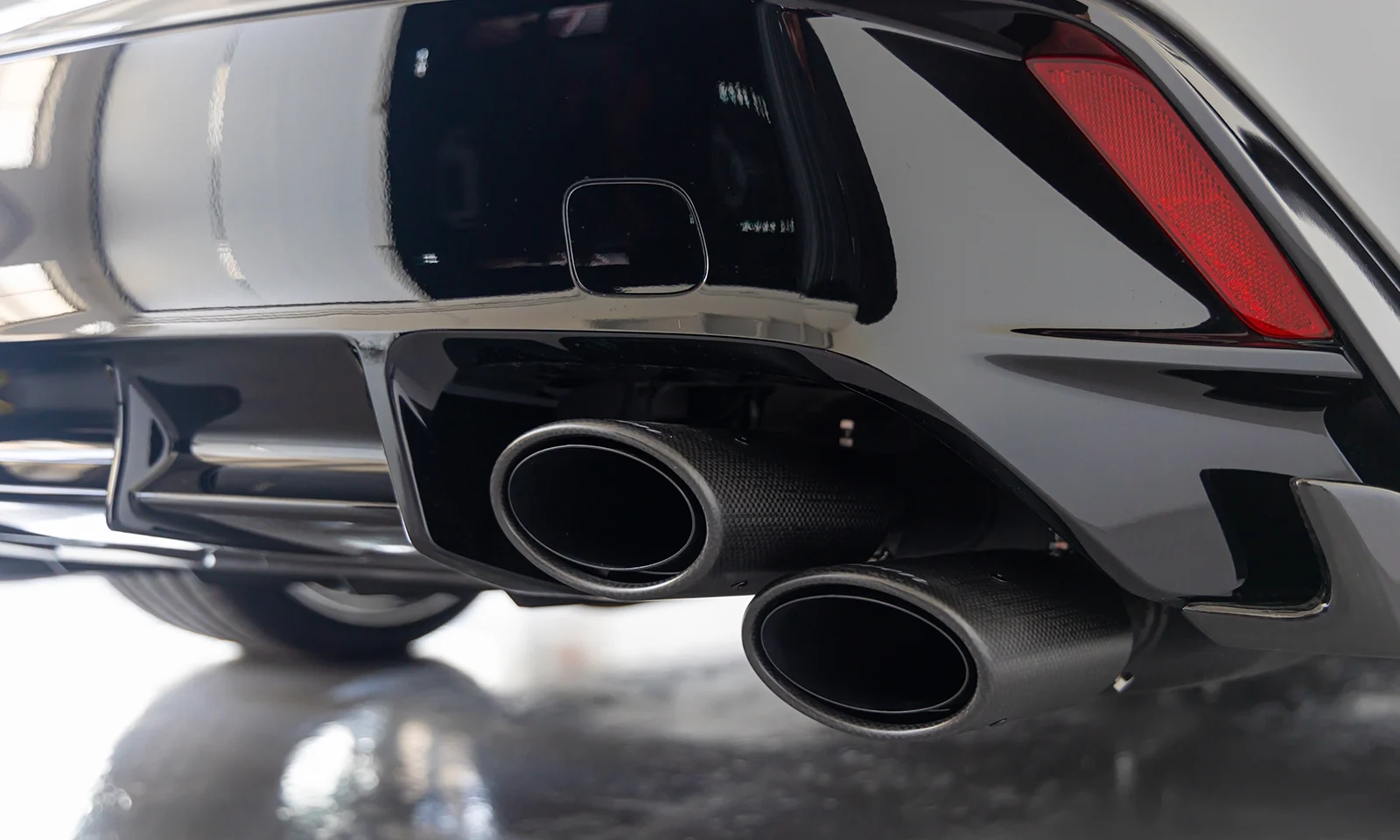 ชุดแต่ง LEXUS IS500 F-SPORT Performance 5BA-USE30 2022.08 Rowen Japan ภาพ 17