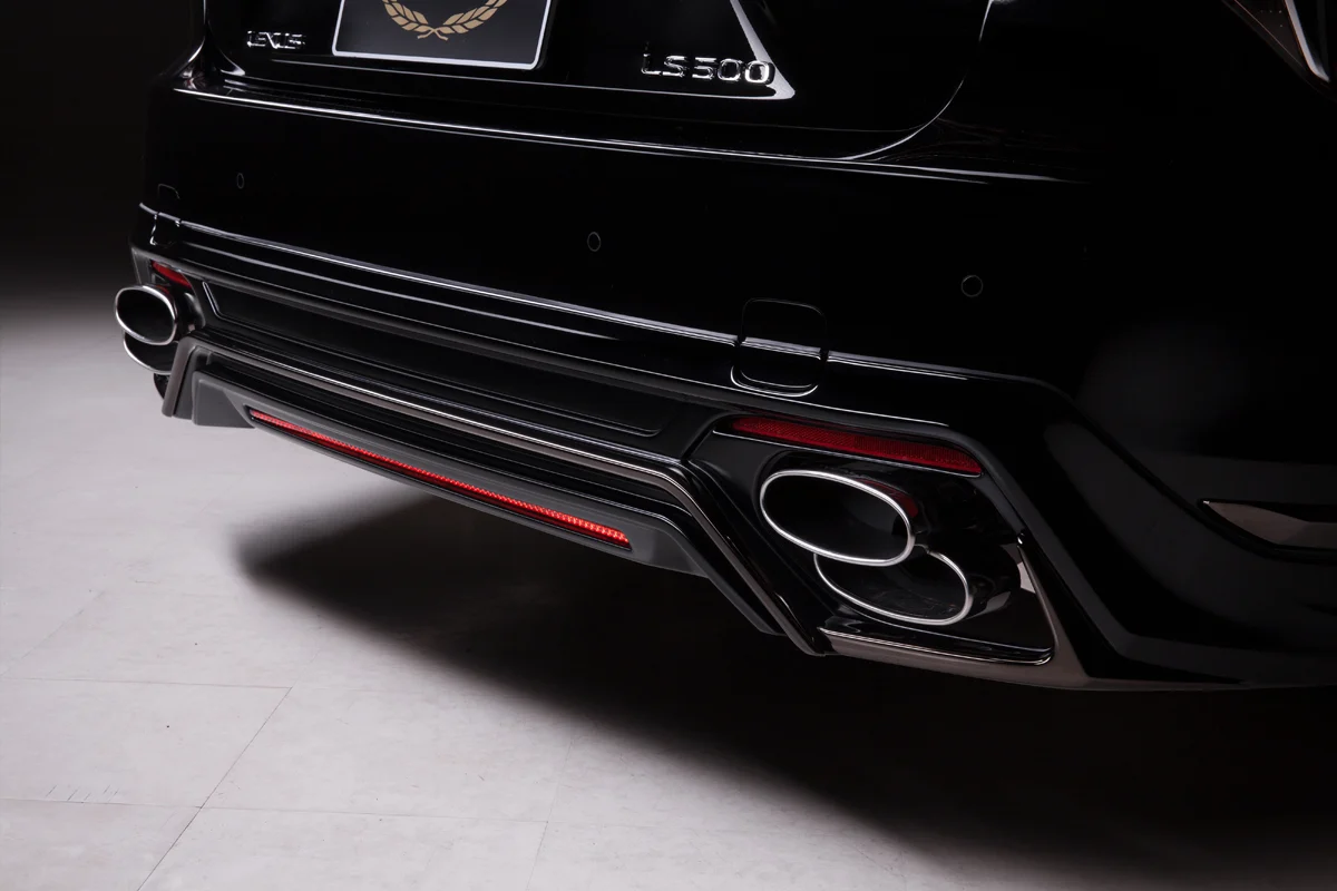 ชุดแต่ง LEXUS LS500/500h F SPORT WALD Japan เอ็กเซ็กคิวทีฟไลน์ ภาพ 10