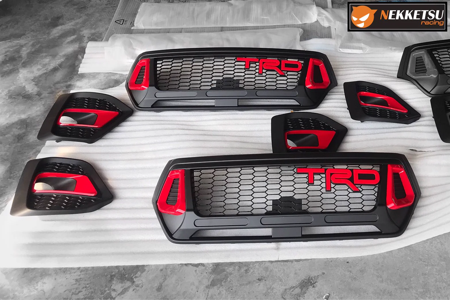 รูปชุดแต่ง ชุดแต่ง Toyota Hilux Revo 2015 2019 TRD ภาพที่ 3