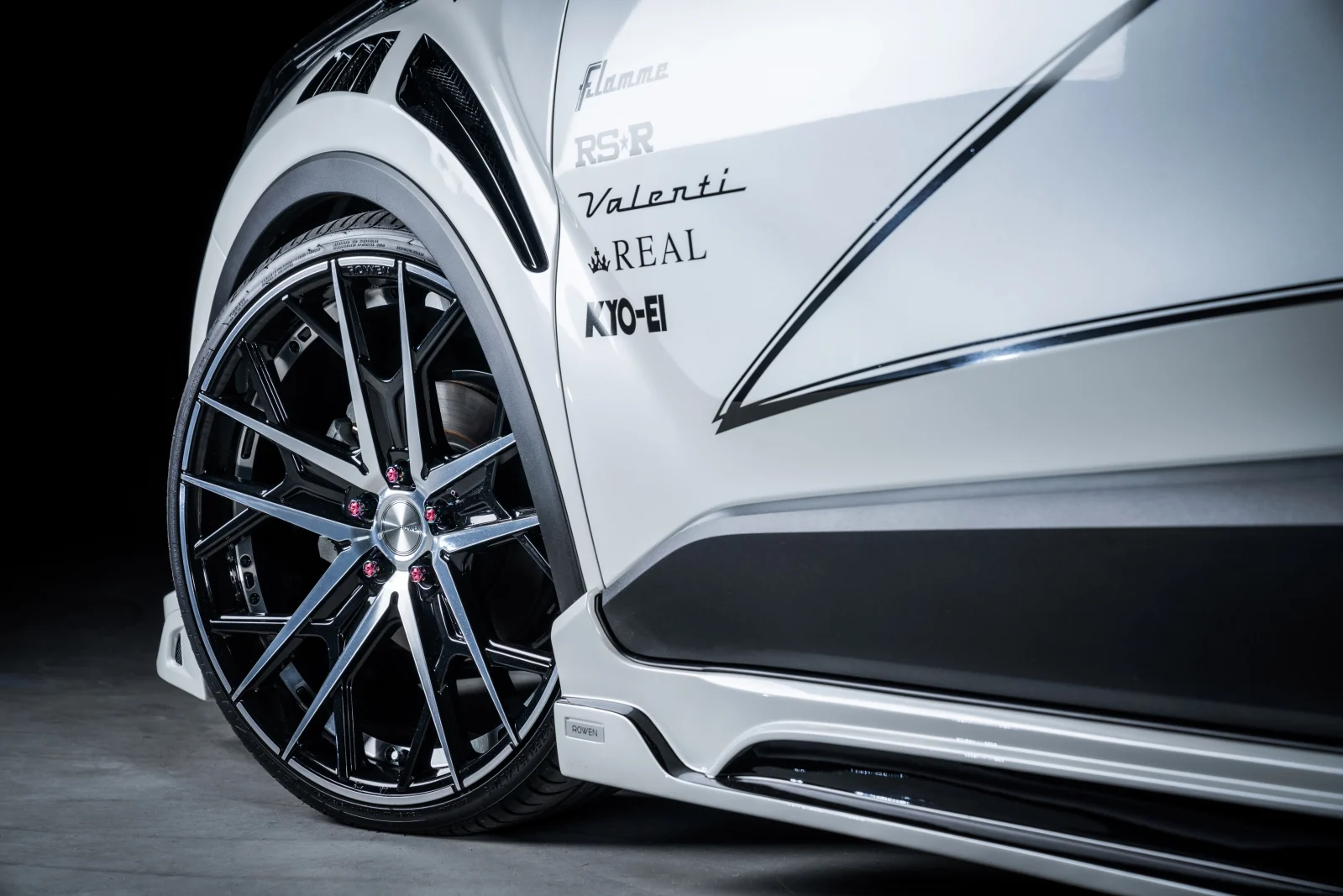 ชุดแต่ง TOYOTA C-HR MODEL ZYX11/NGX10/NGX50 2019.10~2023.07 Rowen Japan ภาพ 28