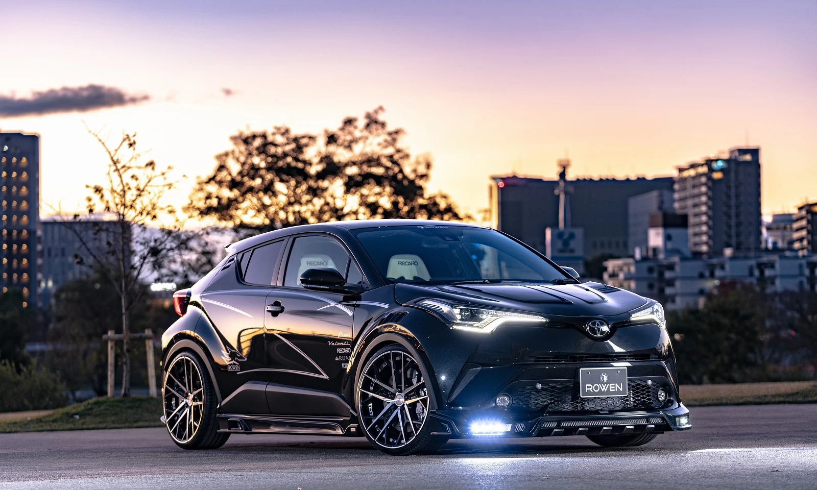 ชุดแต่ง TOYOTA C-HR MODEL ZYX10/NGX10/NGX50 2016.12~2019.09 Rowen Japan ภาพ 18