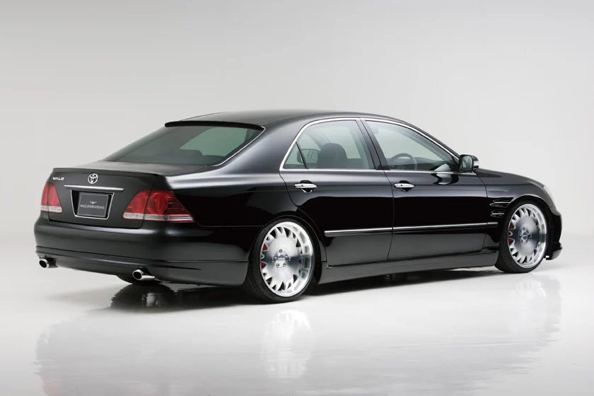 ชุดแต่ง TOYOTA CROWN ATHLETE WALD Japan เอ็กเซ็กคิวทีฟไลน์ ภาพ 7