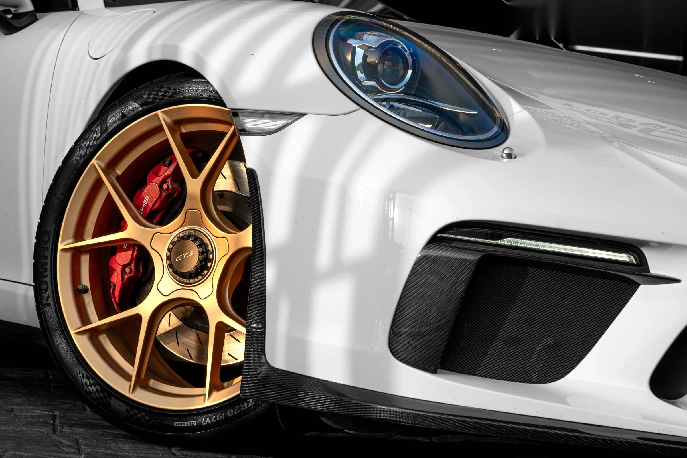 ชุดแต่ง PORSCHE 991.2 SERIES Porsche 991.2 x CNC Custom Forged Wheels 20” x Akrapovic คาร์บอน ดิฟฟิวเซอร์ Prodrive Shop ภาพ 2