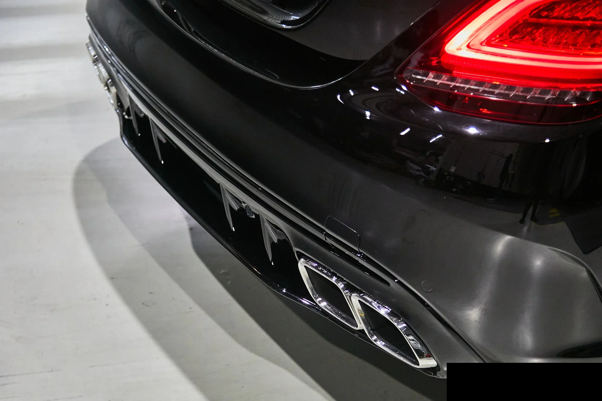 ชุดแต่ง MERCEDES BENZ W205 Mercedes-Benz W205 C220d x กระจังหน้า GT x Rear คาร์บอน ดิฟฟิวเซอร์ ทรง C63 Prodrive Shop ภาพ 4