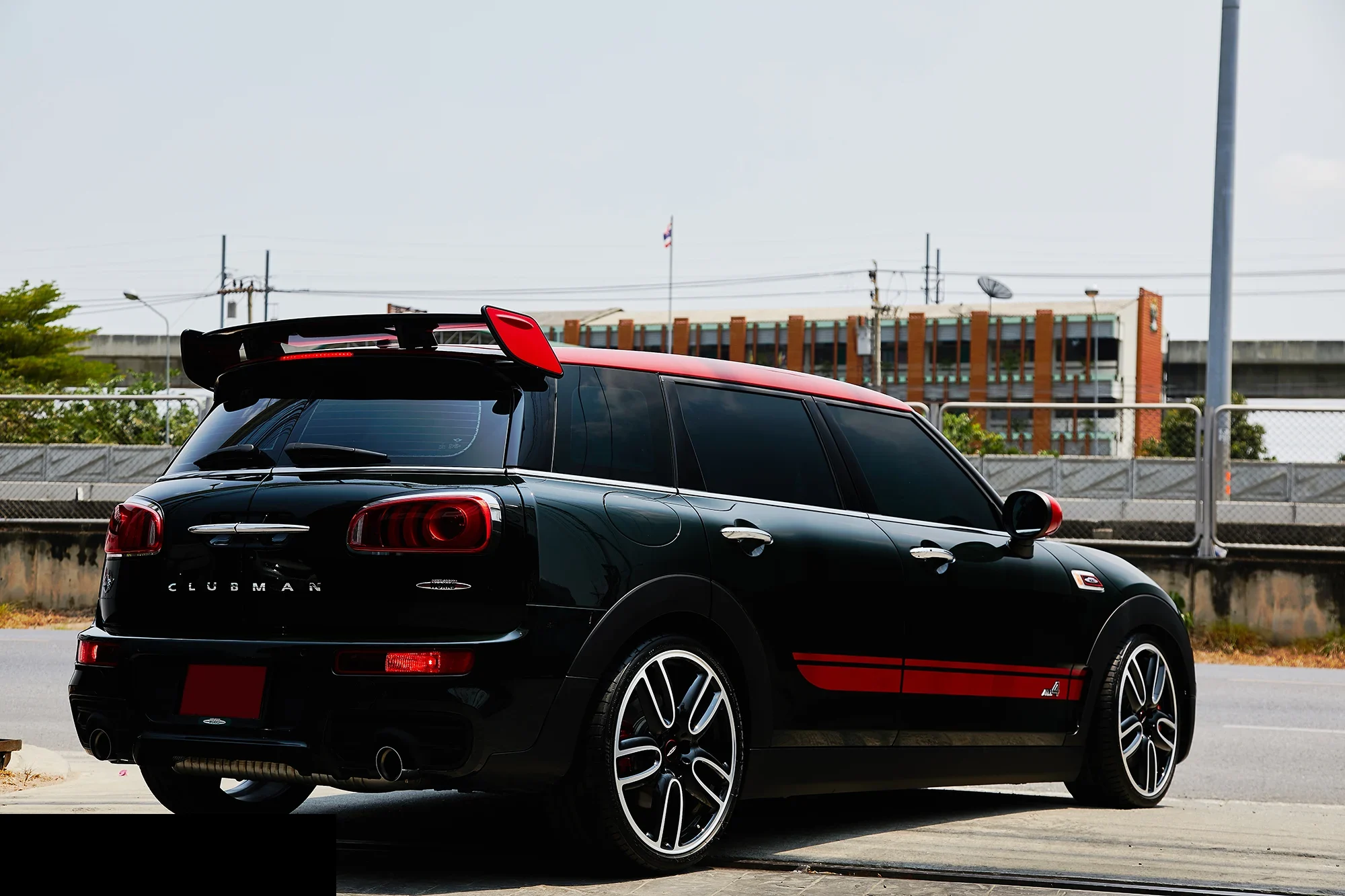 ชุดแต่ง MINI Clubman F54 x Giomic สปอยเลอร์หลังคา Prodrive Shop ภาพ 1
