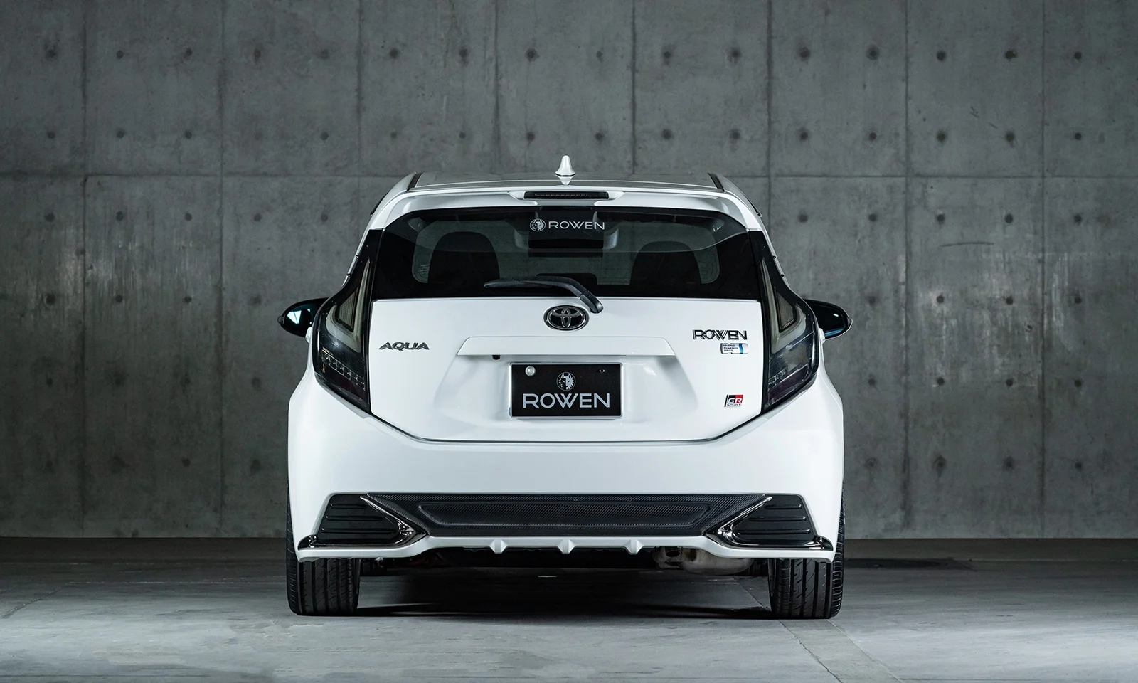 ชุดแต่ง TOYOTA 10 AQUA GR SPORT NHP10 2017.11~2021.7 ROWEN SPORT Rowen Japan ภาพ 10