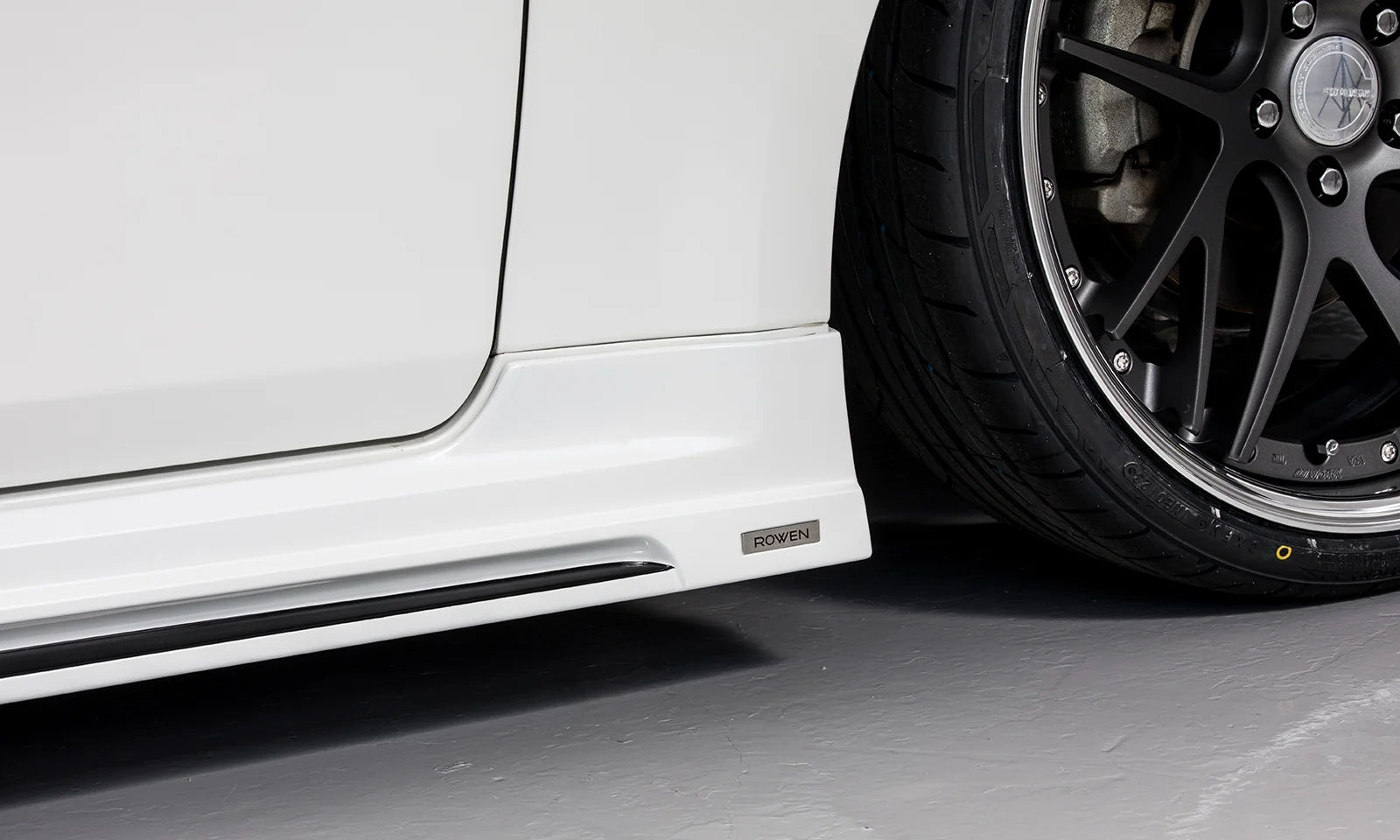 ชุดแต่ง TOYOTA 210 CROWN ATHLETE MODEL GRS211/GRS214/ARS210/AWS210 2015.10~2018.07 Rowen Japan ภาพ 17