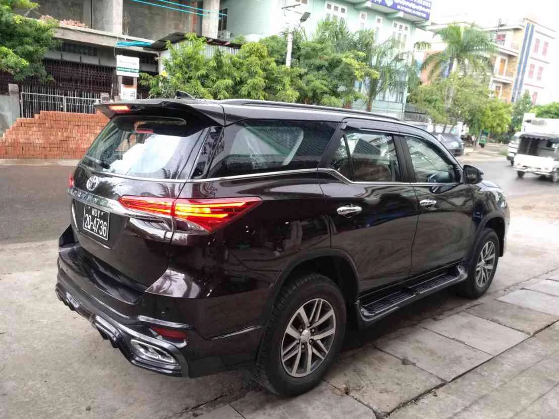รูปชุดแต่ง ชุดแต่ง TOYOTA Fortuner 2015 2019 NKS V.1 ภาพที่ 20