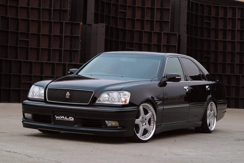 ชุดแต่ง TOYOTA CROWN ATHLETE/ROYAL WALD Japan เอ็กเซ็กคิวทีฟไลน์ ภาพ 3
