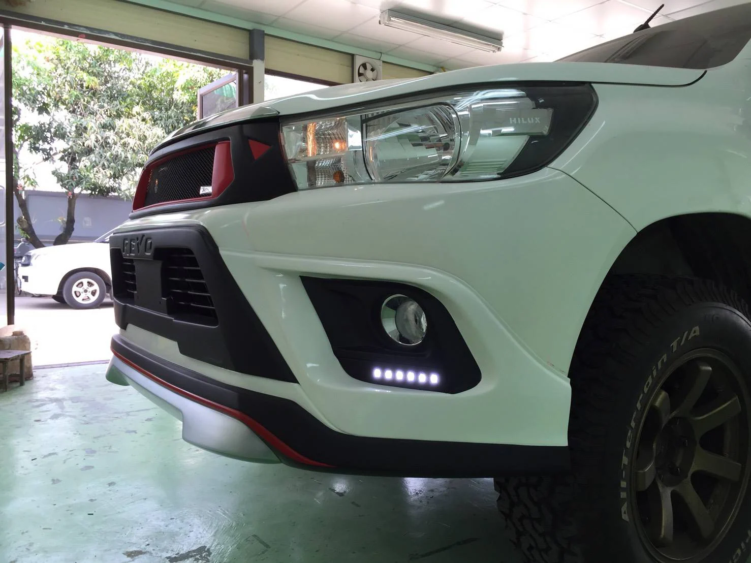 รูปชุดแต่ง ชุดแต่ง Toyota Hilux Revo 2015 2019 TDS V3 ภาพที่ 8