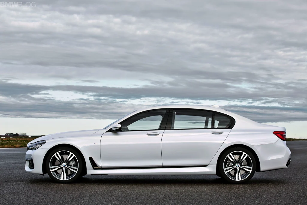 รูปชุดแต่ง ชุดแต่ง BMW Series7 G11 G12 M Sport ภาพที่ 6