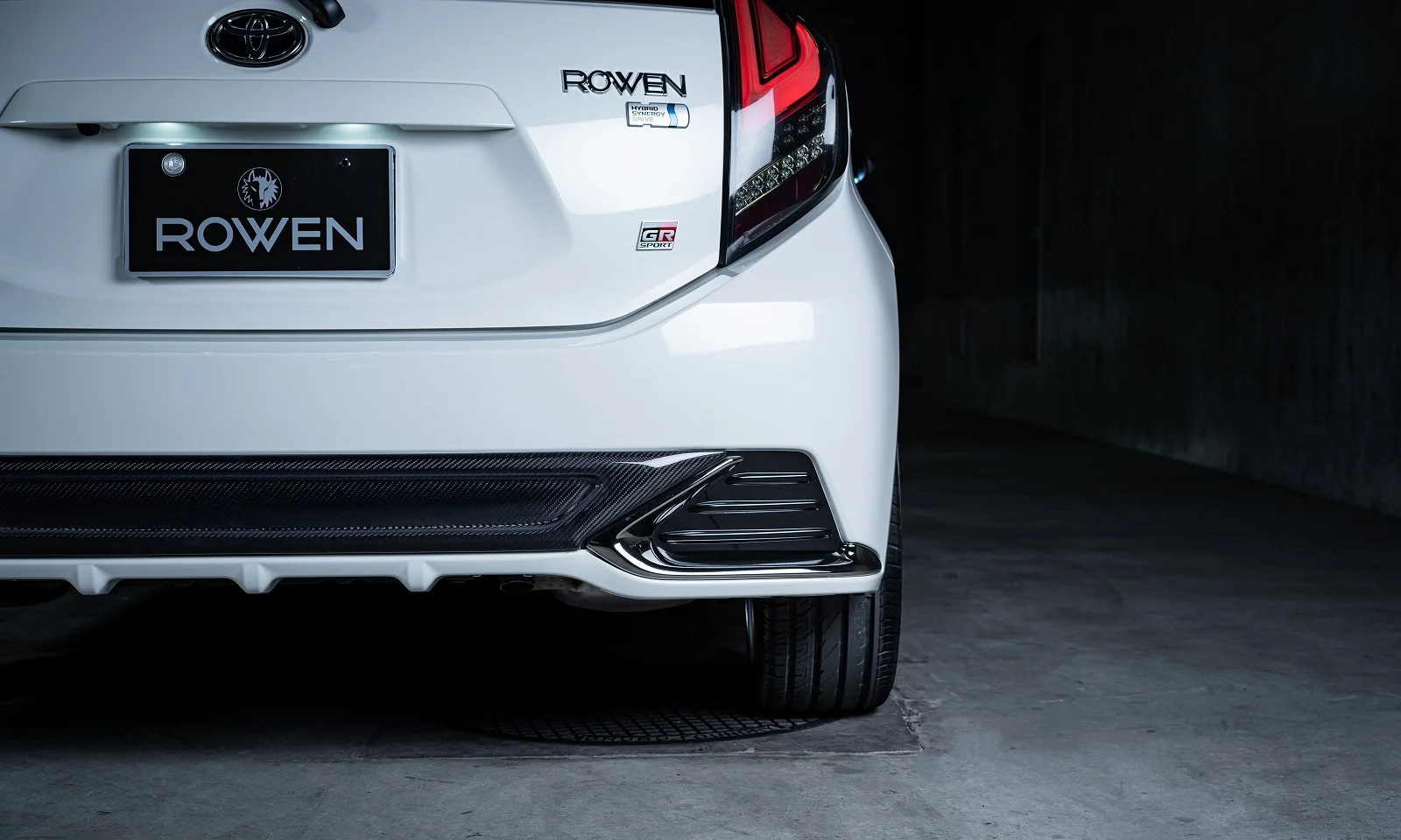 ชุดแต่ง TOYOTA 10 AQUA GR SPORT NHP10 2017.11~2021.7 ROWEN SPORT Rowen Japan ภาพ 16