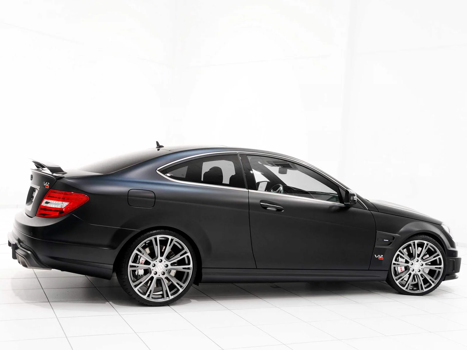 รูปชุดแต่ง ชุดแต่ง Mercedes-Benz C Class W204 2010 2014 Brabus B800 facelift ภาพที่ 3