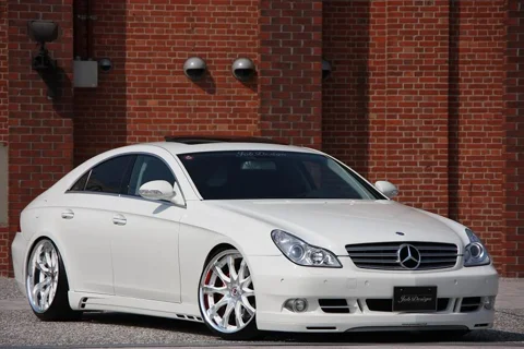 ชุดแต่งรอบคัน JOB DESIGN COMPLETION สำหรับ MERCEDES-BENZ CLS W219 ภาพสินค้า 1