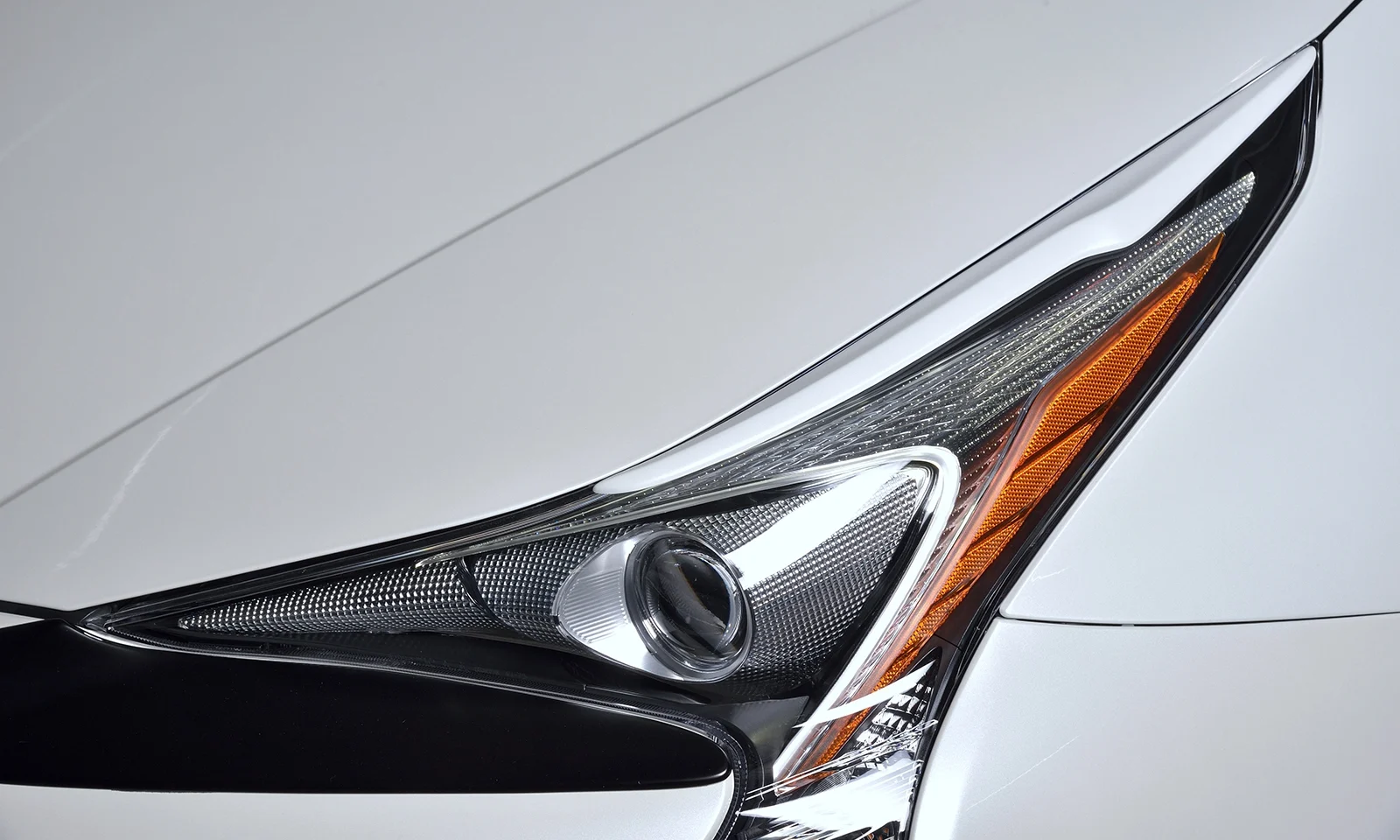 ชุดแต่ง TOYOTA 50 PRIUS MODEL ZVW5# 2015.12~2018.12 Rowen Japan ภาพ 11