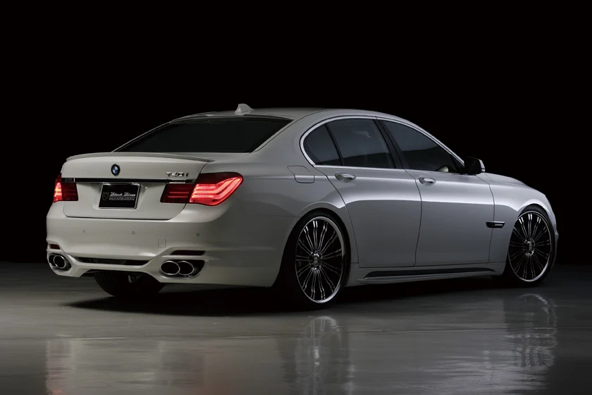 ชุดแต่ง BMW 7 Series M SPORTS WALD Japan สปอร์ตไลน์ แบล็กไบซัน เอดิชัน ภาพ 7