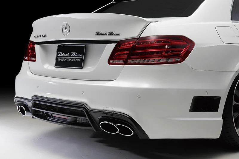 ชุดแต่ง MERCEDES-BENZ E-CLASS WALD Japan สปอร์ตไลน์ แบล็กไบซัน เอดิชัน ภาพ 17