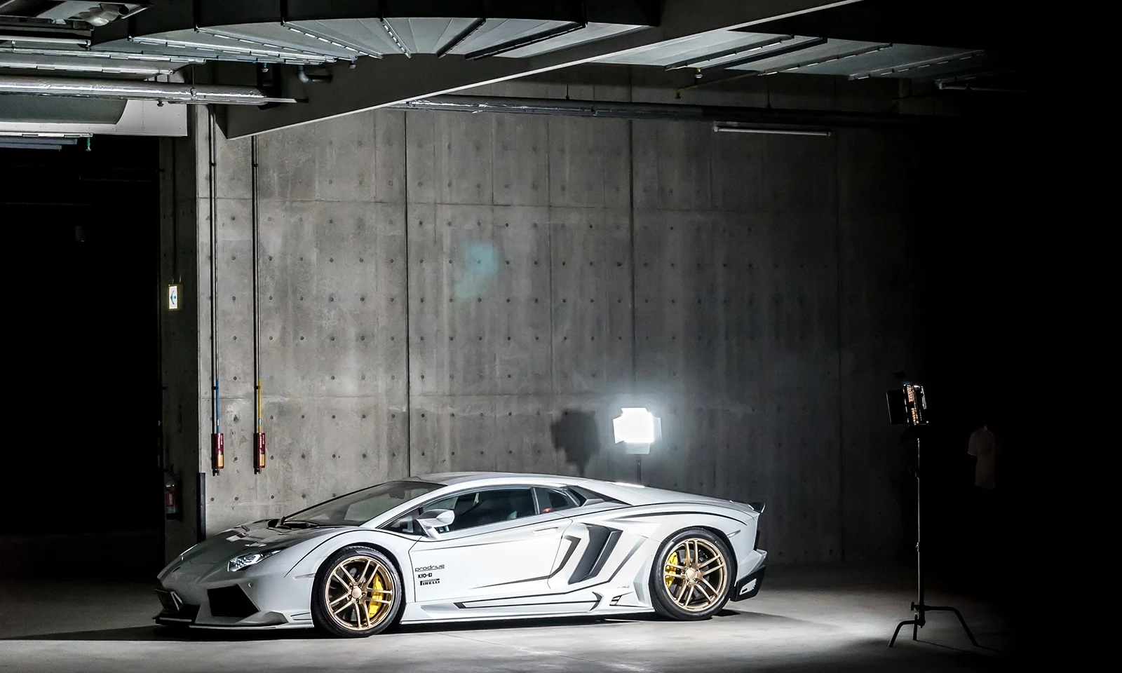 ชุดแต่ง LAMBORGHINI Aventador LP700 2012.11~Rowen Japan ภาพ 5