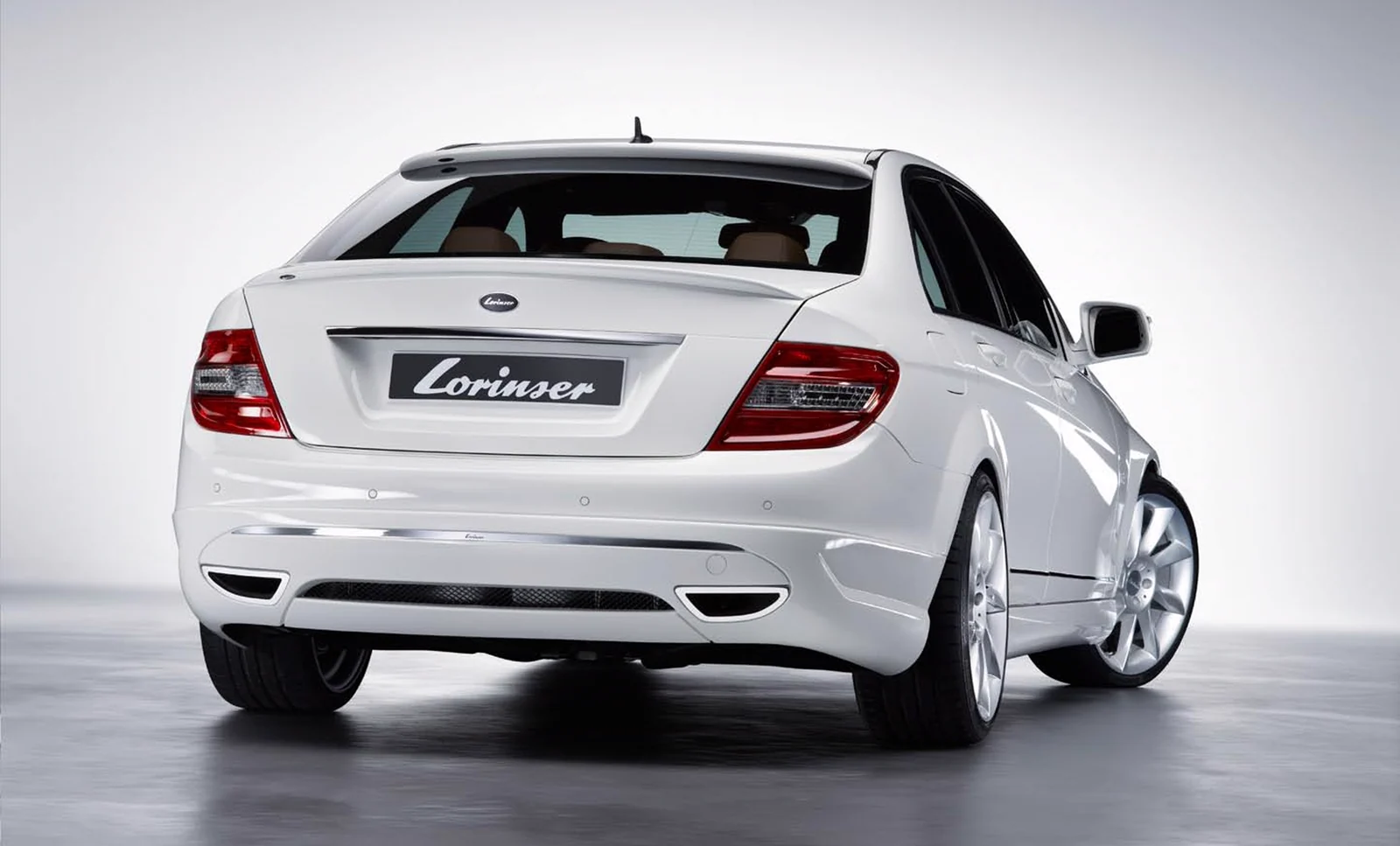 รูปชุดแต่ง ชุดแต่ง Mercedes-Benz C Class W204 2010 2014 Lorinser W204 รุ่น 4 ประตู ภาพที่ 7