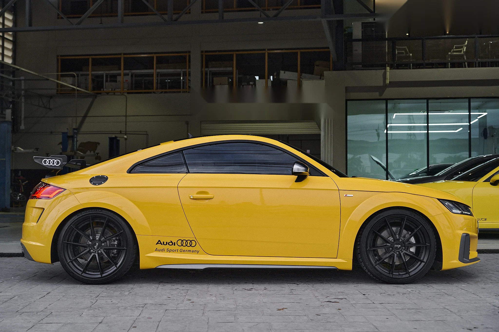 ชุดแต่ง Audi TT 8S Audi TT Gen 3 x Bilstein B16 & คาร์บอน Rear Wing Prodrive Shop ภาพ 3