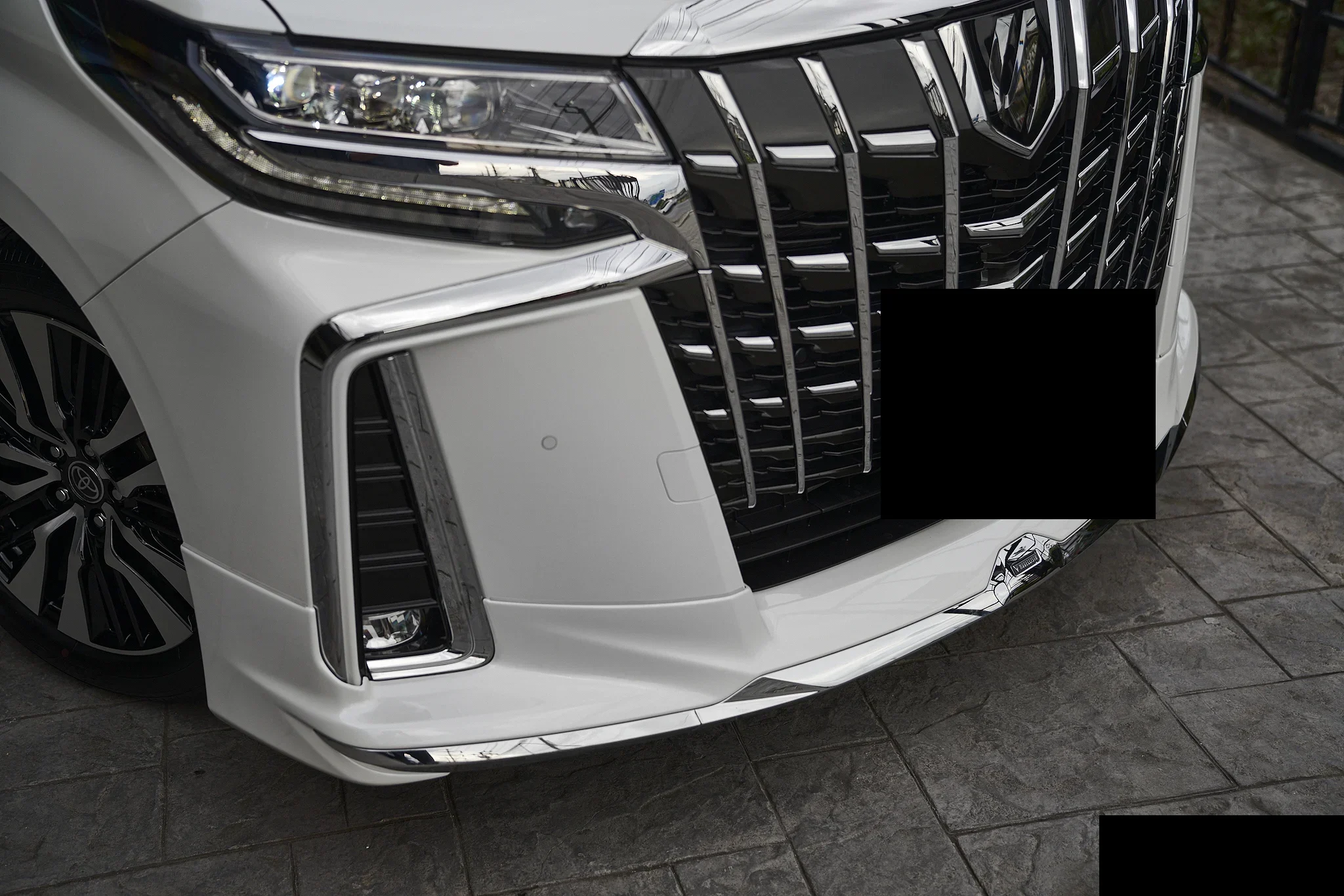 ชุดแต่ง TOYOTA ALPHARD Toyota Alphard x Modellista Prodrive Shop ภาพ 2