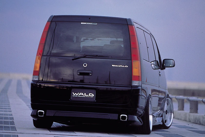 ชุดแต่ง HONDA STEP WGN WALD Japan สปอร์ตไลน์ ภาพ 2