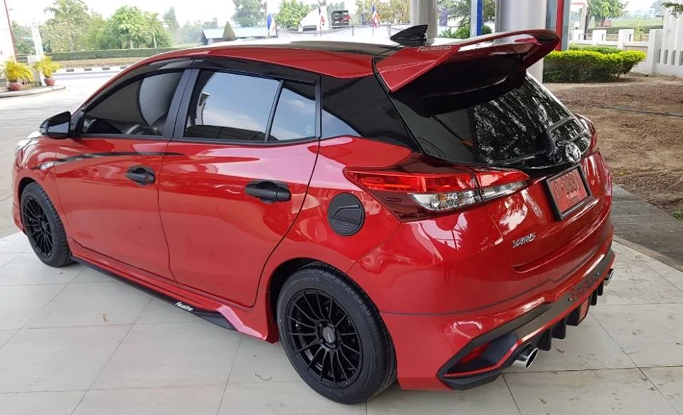 รูปชุดแต่ง ชุดแต่ง TOYOTA Yaris Ativ 17 19 Faustino 5 Door ภาพที่ 2