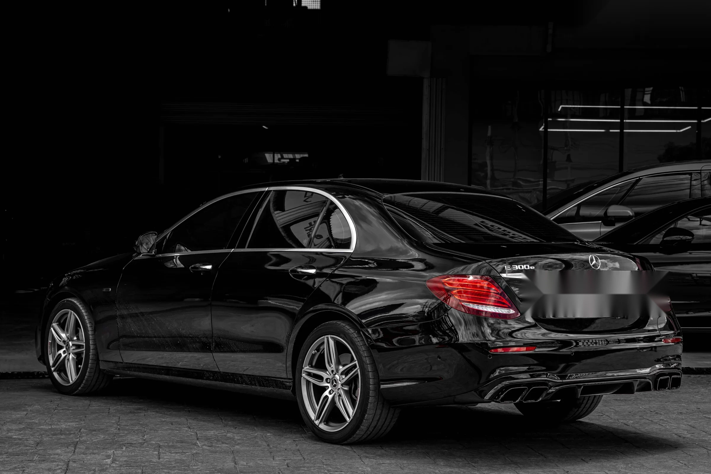 ชุดแต่ง MERCEDES BENZ E53 W213 Mercedes-Benz W213 E300e x ดิฟฟิวเซอร์หลัง with Exhaust Tips Prodrive Shop ภาพ 1