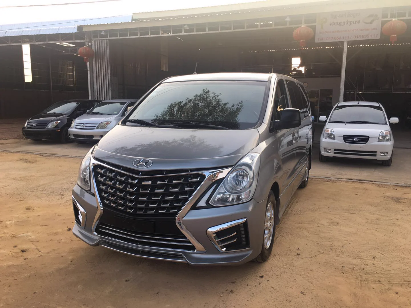 รูปชุดแต่ง ชุดแต่ง Hyundai H1 Royale 17 18 ภาพที่ 15