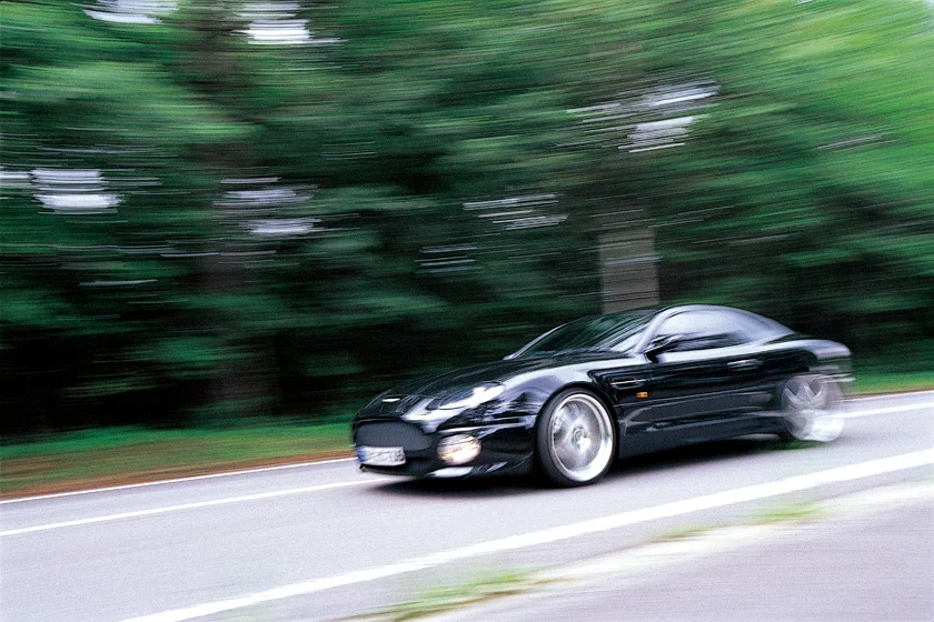 ชุดแต่ง ASTON MARTIN DB7 WALD Japan สปอร์ตไลน์ ภาพ 12