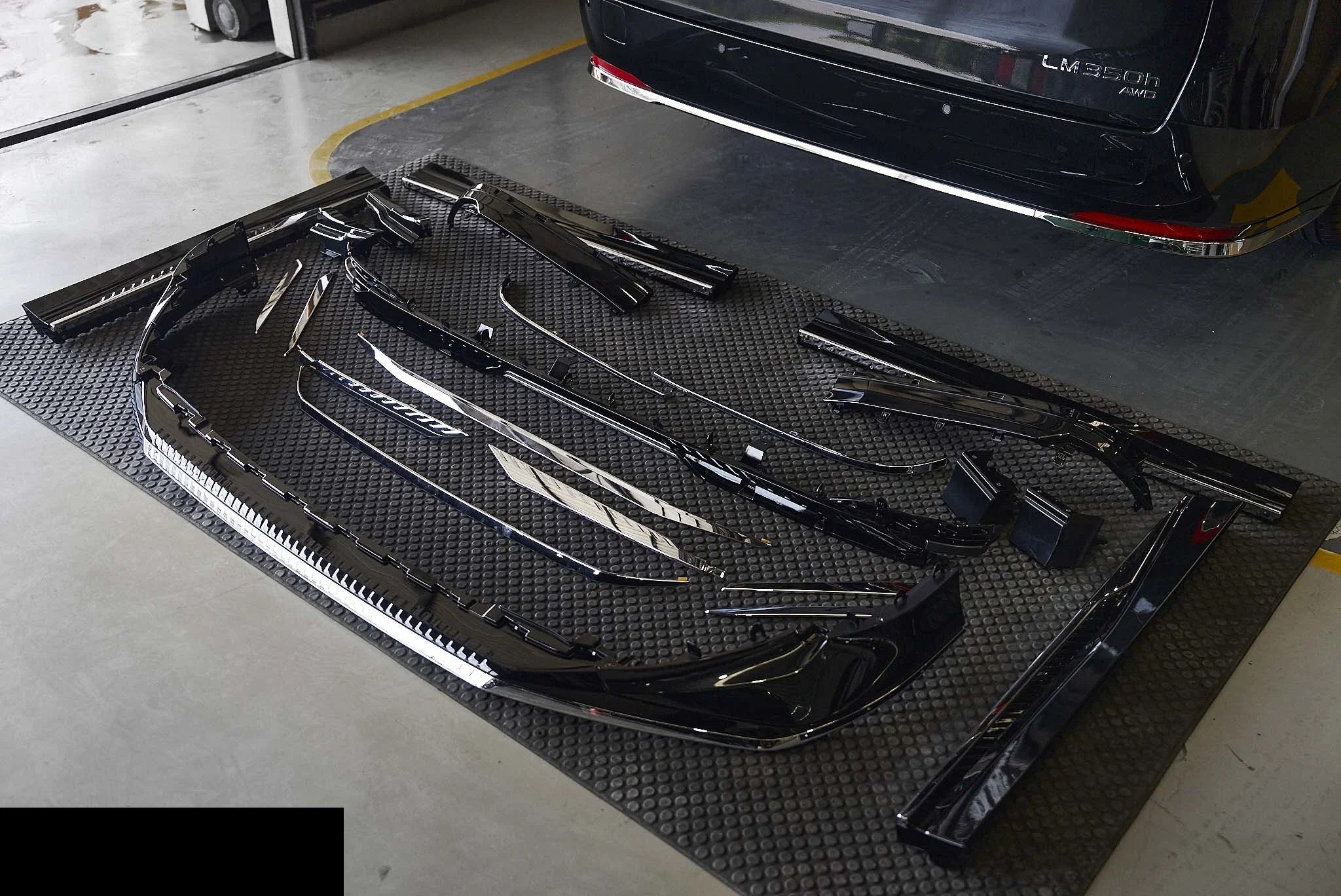 ชุดแต่ง LEXUS LM Lexus LM x Modellista Prodrive Shop ภาพ 14