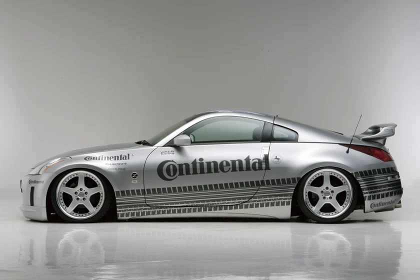 ชุดแต่ง NISSAN FAIRLADY Z WALD Japan เอ็กเซ็กคิวทีฟไลน์ ภาพ 3